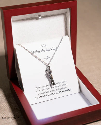 COLLAR EXCLUSIVO ABRAZO ETERNO